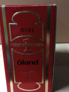 Avon Öland First Volunteer Cologne - Red & Gold Accents